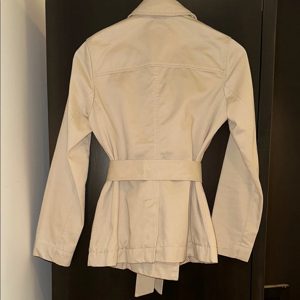 GAP Vintage Cream Tailored Trench Coat with Belted Waist - Picture 5 of 6